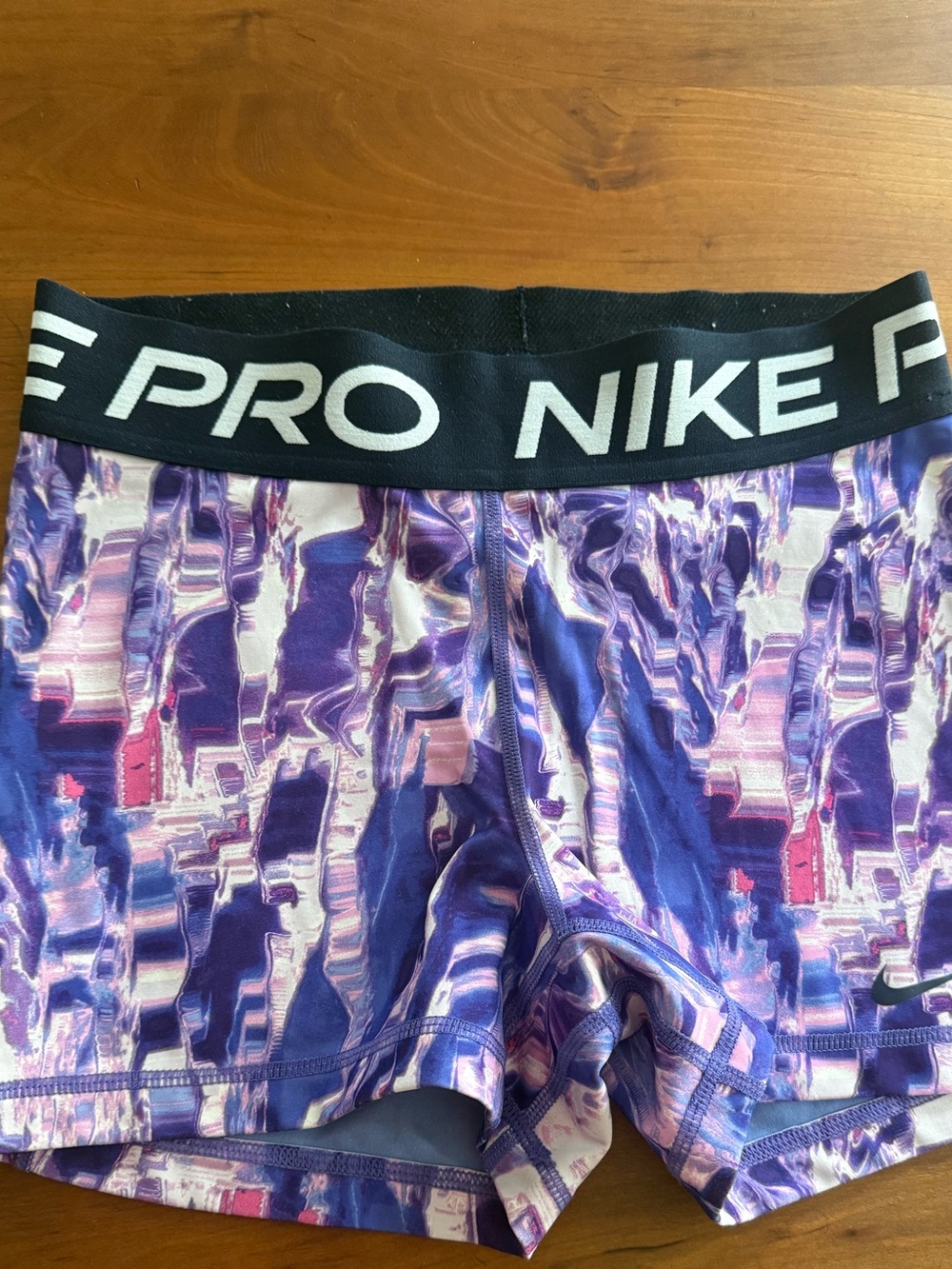 NIKE PRO Women’s 3 inch Light Purple Shorts with Dark Purple Trim size Small EUC